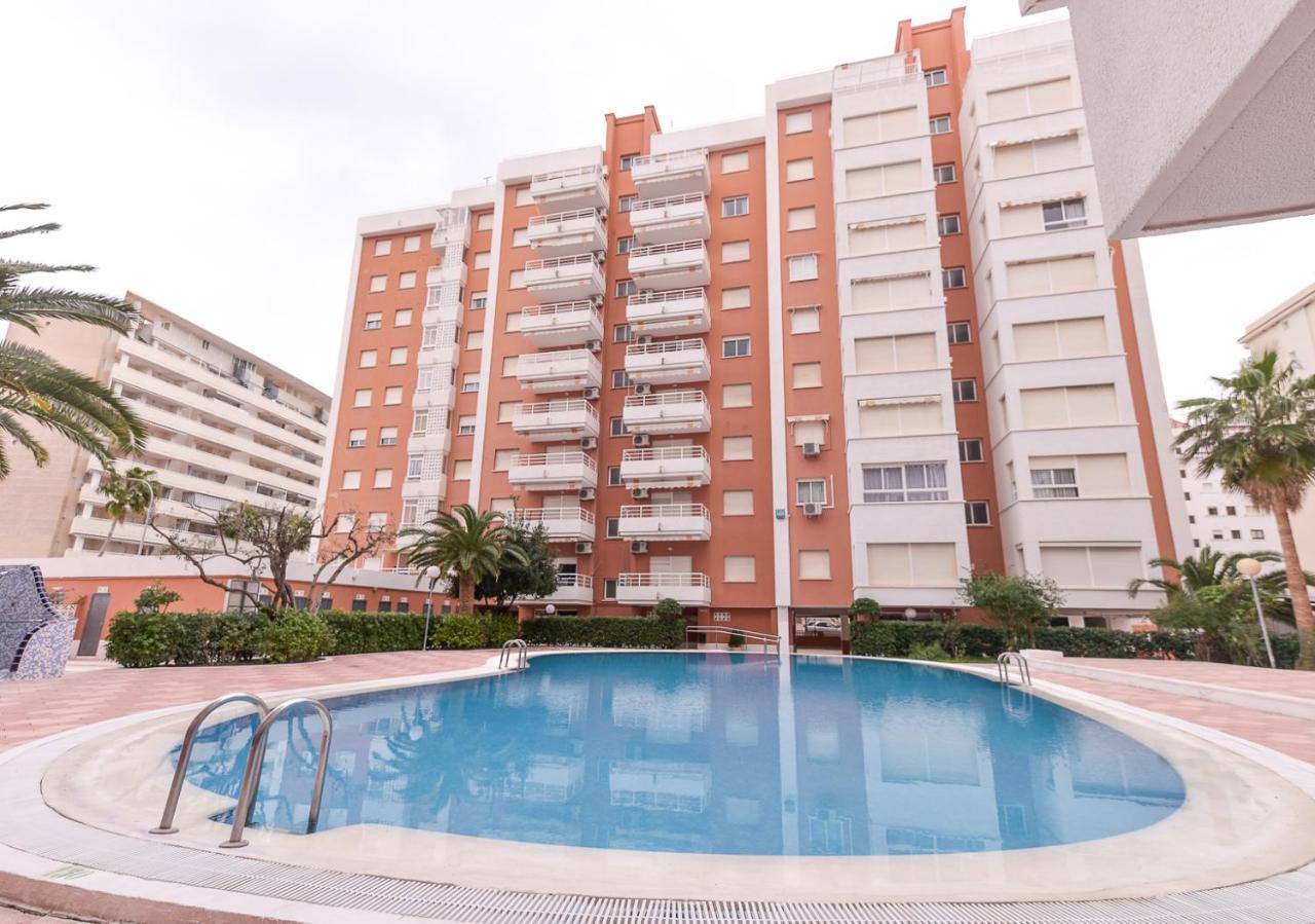 Apartamentos Marblau Las Alondras-Julio Y Agosto Solo Familias غانديا المظهر الخارجي الصورة