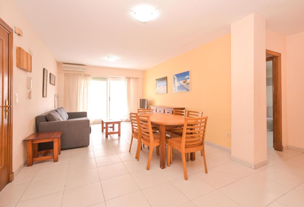 Apartamentos Marblau Las Alondras-Julio Y Agosto Solo Familias غانديا المظهر الخارجي الصورة