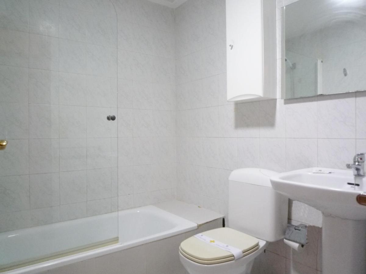 Apartamentos Marblau Las Alondras-Julio Y Agosto Solo Familias غانديا المظهر الخارجي الصورة