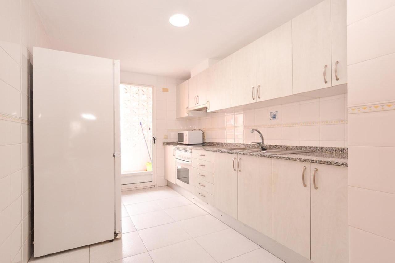 Apartamentos Marblau Las Alondras-Julio Y Agosto Solo Familias غانديا المظهر الخارجي الصورة
